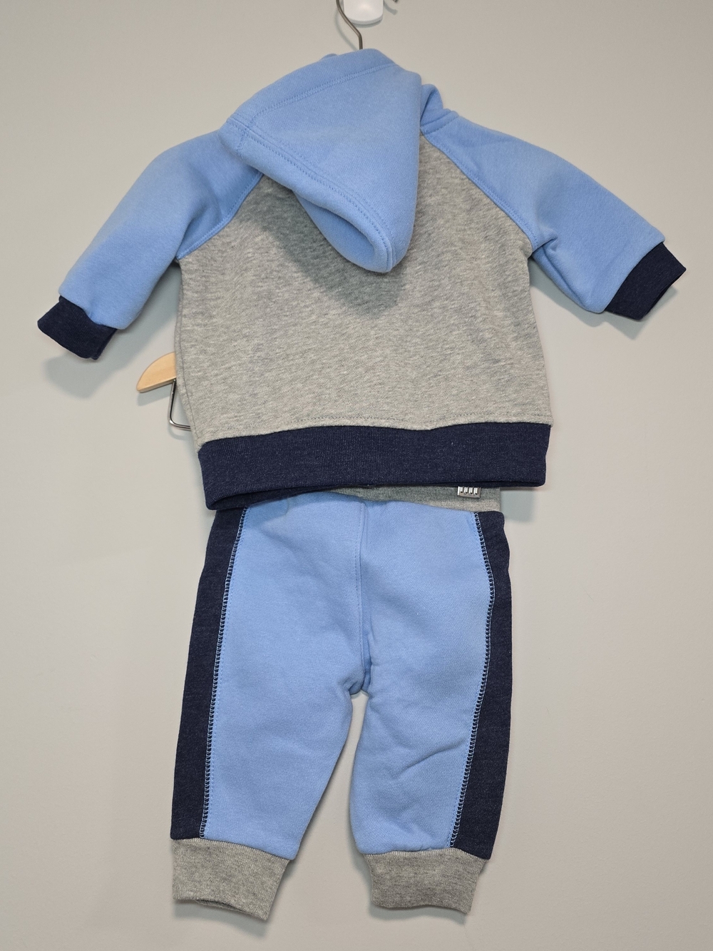GAP Baby Blue & Gray Hoodie Jogger Set - Picture 4 of 8